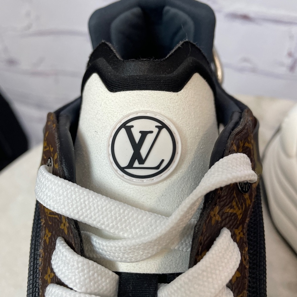 Louis Vuitton Black, White & Brown Women's Runner Sneakers - Picture 4 of 15